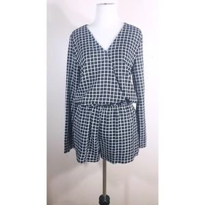 Very J Black & White Long Sleeve Romper